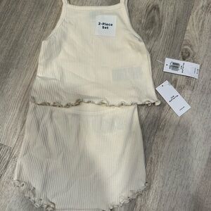 Old Navy Cream Kids Matching Set